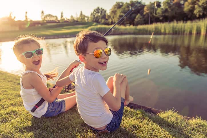 Kids catching fish